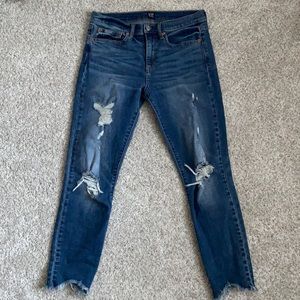 Gap destroyed skinny jeans